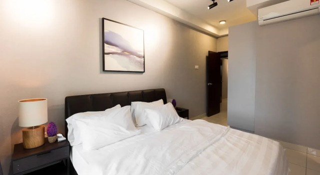 Taman Daya Homybed Homestay, Reserva ahora Hostal o pensión Hoteles en Johore con aparcamiento, Aparcamiento