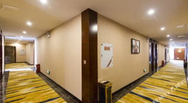 Haihua Hotel, Book Hotel Changsha Hunan, nær Wanjiali Square Station