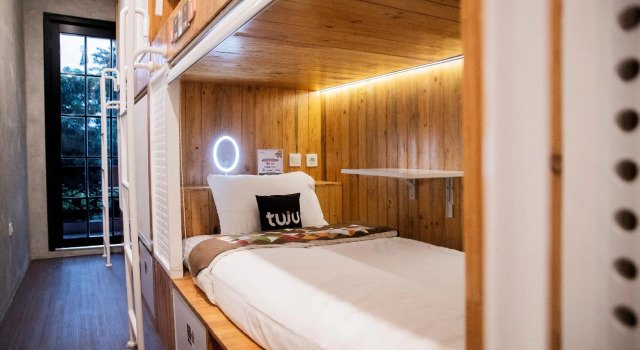 Кровать в общем номере (женский номер) Tuju Arteri Pods