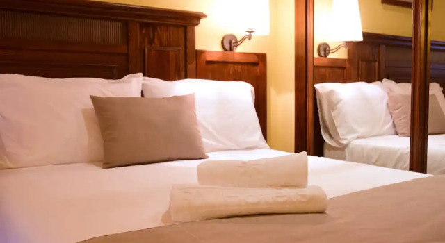 Четырёхместный семейный номер Standard RVHotels Tuca
