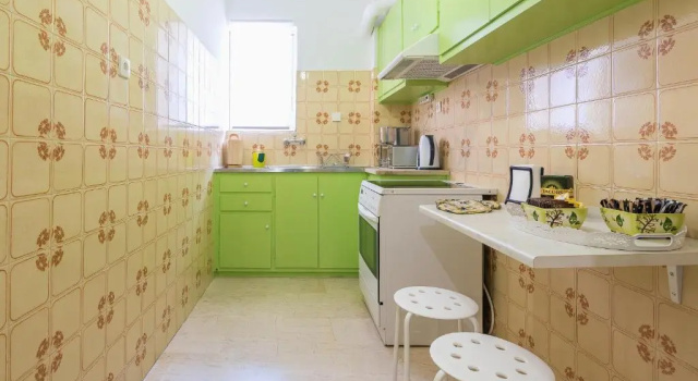 Green 'n' Blue, 1BD apt in Athens