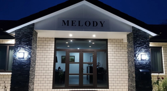 Melody, Забронировать Мини-отель Отели South Island с парковкой, Парковка