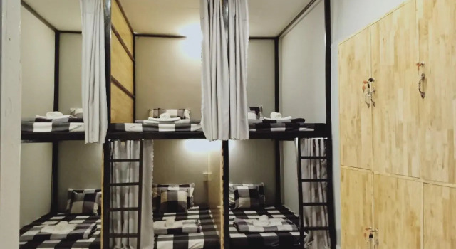Кровать в общем номере Amazon 1 Hostel