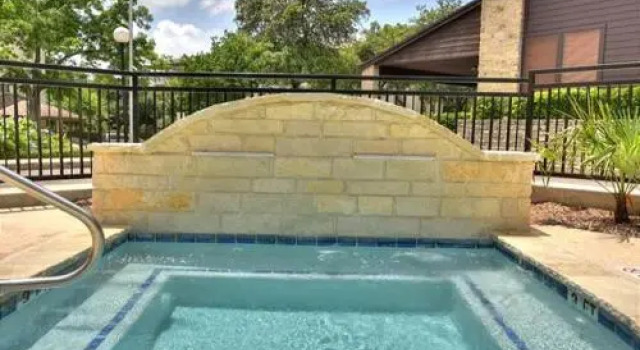 Condo de Comal CWC101
