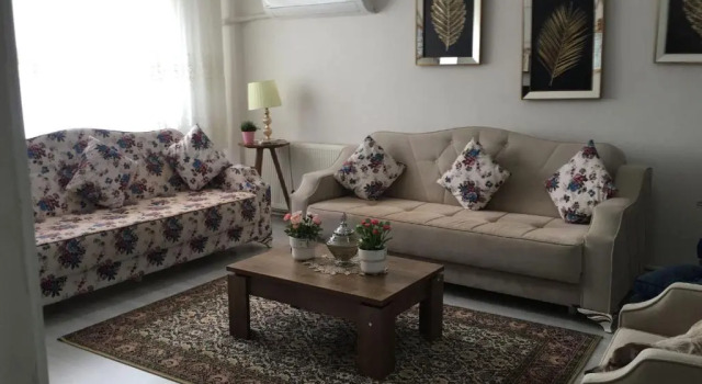 100m2 apartment, central location, free parking, Rezerwuj Apartament Hotele w Karabağlar z parkingiem, Parking