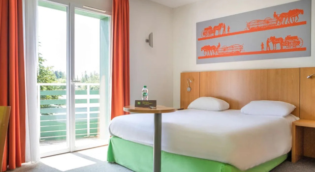 Двухместный номер Standard ibis Styles Bourbon Lancy