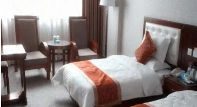 Kunlun Leju Business Hotel (Nanyang Xinchen Road), Rezervovat Hotel Nan-jang Henan