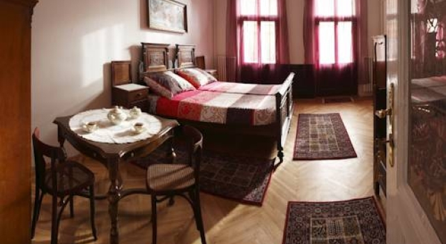 Antik Apartments, Забронировать Апартаменты/квартира Отели Брно с парковкой, рядом с Музей монетного двора, Парковка