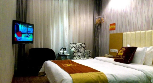 Longquan Xuri Hotel, Boek Hotel Hotels in Guangdong met parkeren, Parkeren