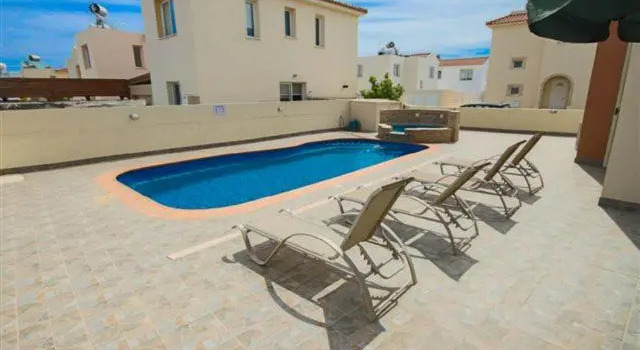 Villa Florie, Rezervovat Vila Hotely v Protaras s bazénem, poblíž Pernera P Beach, Bazén