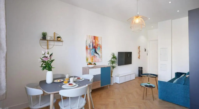 Апартаменты Sunlight Properties - Daffia - Beautifully renovated studio, city pad in Central Nice
