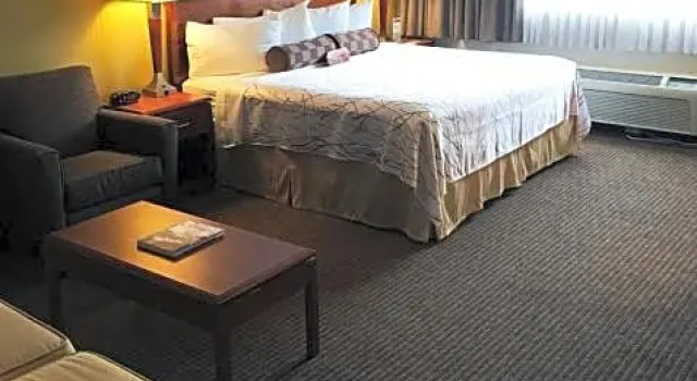 Номер Deluxe Best Western Plus Executive Inn