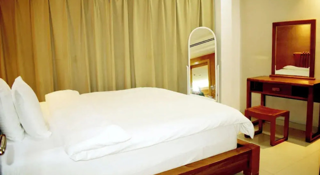 Семейный люкс с 2 комнатами с видом на город Yara Suites