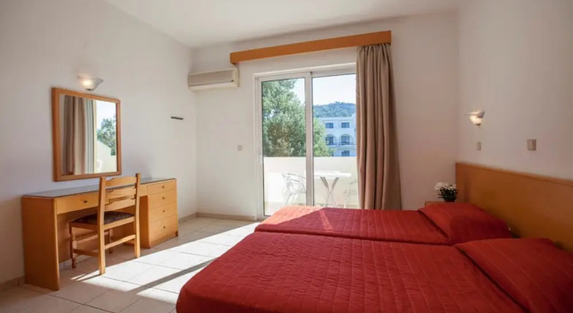 Студия Comfort с балконом Moscha Hotel