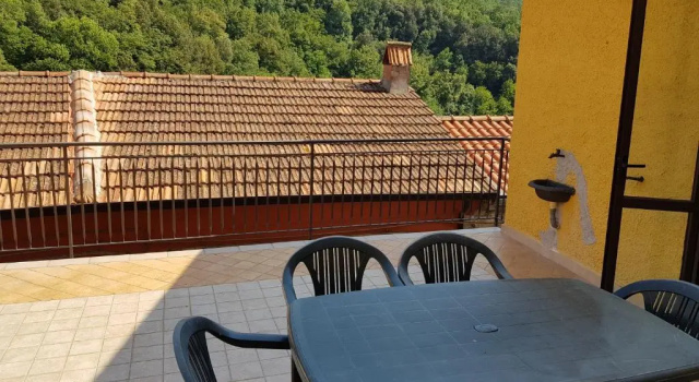 Трёхместный номер Standard с видом на горы B&B Via Roma