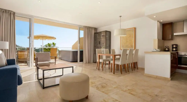 Апартаменты Superior с 2 комнатами с видом на океан Wyndham Residences Costa Adeje