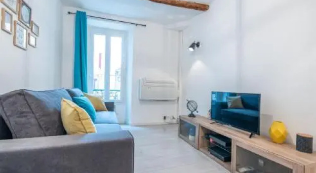 Cannes Old City 4 Pax Cosy Apartment, Забронировать Апартаменты/квартира Отели Канн с парковкой, рядом с Le Croisette Casino Barriere de Cannes, Парковка