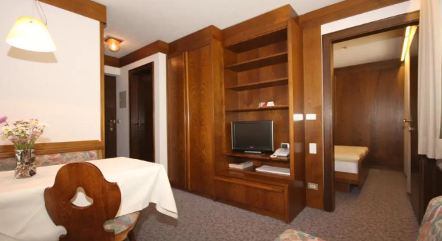 Семейные апартаменты Apartments Residence Alta Badia