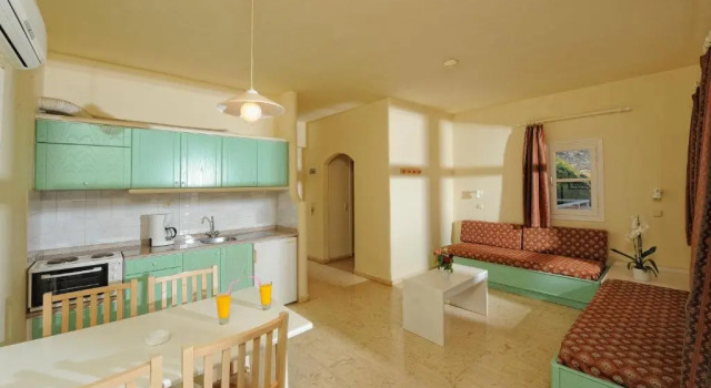 Апартаменты Standard Manolis Apartments