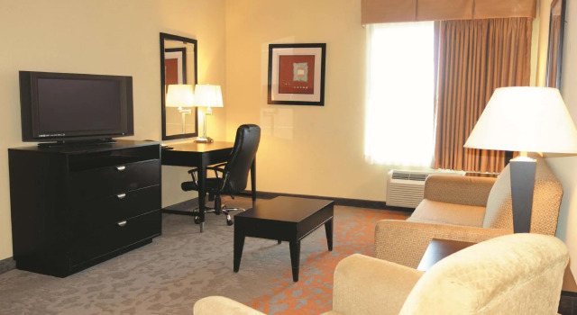 Двухместный люкс Deluxe La Quinta by Wyndham Eastland