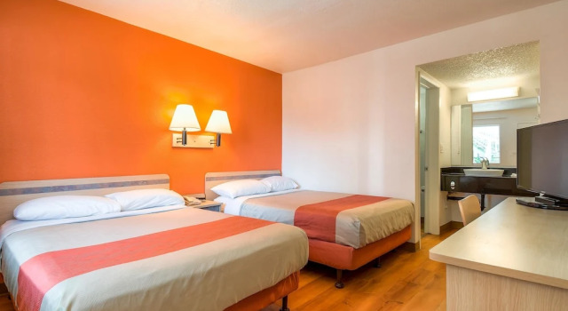 Motel 6 Los Angeles - Hacienda Heights, Забронировать Мотель Хасиенда-Хайтс Большой Лос-Анджелес