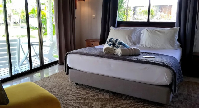 Moorea Island Beach Hotel, Book Hotel Haapiti Moorea