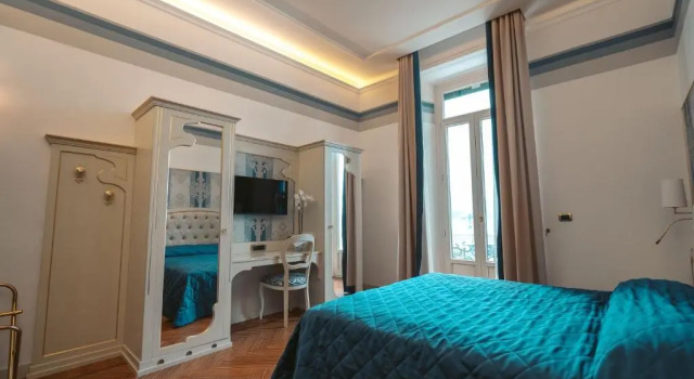 Двухместный номер с видом на озеро Hotel Excelsior Splendide