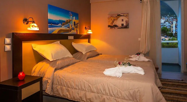Двухместный номер Standard с балконом и с видом на город Kyparissia Beach Hotel
