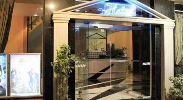 Ellinis Hotel, Забронировать Отель Отели Ханья с парковкой, рядом с Археологический музей Ханьи, Парковка