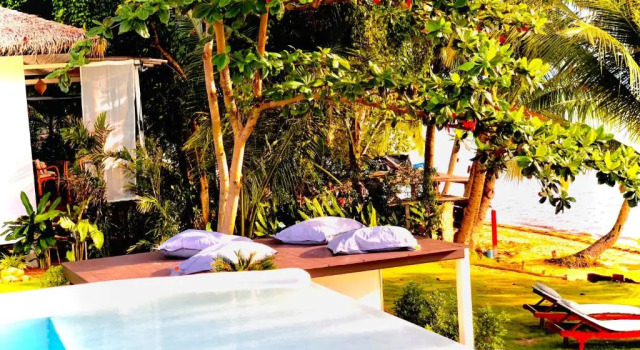 Бунгало рядом с пляжем Mangata Boutique Bungalows