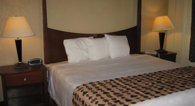 Relax Inn, Reserva ahora Hotel Topeka Kansas