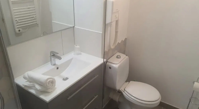 Номер Comfort Logis Hôtel & Restaurant Ludik