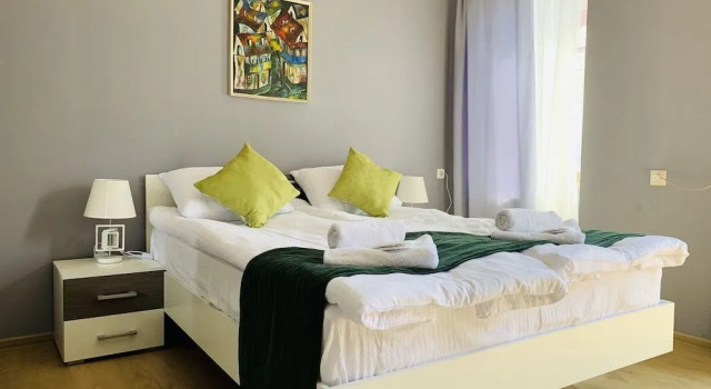 Anbani Hotel City Center, Забронировать Отель Чугурети Тбилиси, рядом с Tеатр имени Марджанишвили