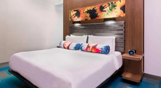 Четырёхместный люкс Aloft by Marriott Orlando Downtown