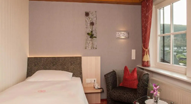 Номер Comfort Hotel Zum weißen Stein