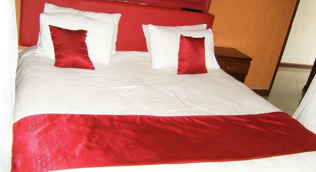 Milimani Holiday Resort, Rezervovat Lázně / Resort Hotely v Kisumu se snídaní, Snídaně