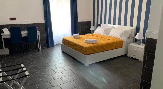Двухместный номер Standard Yacht Club Angioino