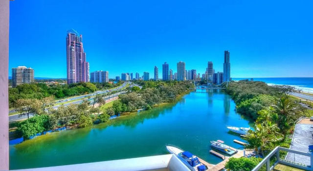 Апартаменты Narrowneck Court Holiday Apartments