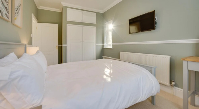 Коттедж Super 5 Bedroom Family Friendly Retreat Rustington