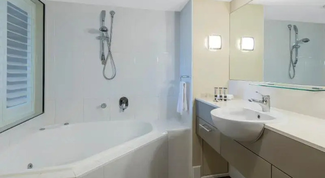 Апартаменты Oaks Hervey Bay Resort and Spa