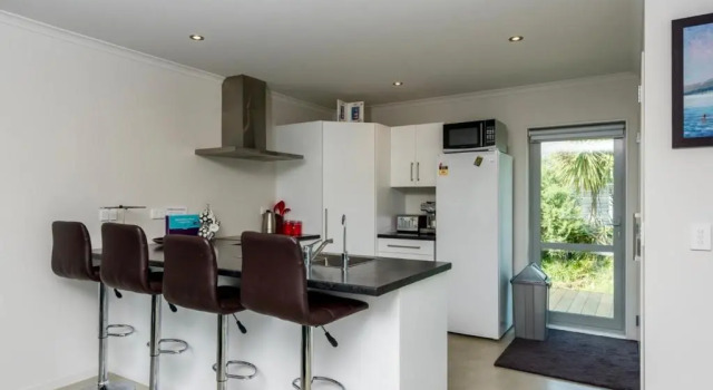 Millies Place - Mangawhai Holiday Home, Забронировать Отель Мангафаи Хедс Kaipara
