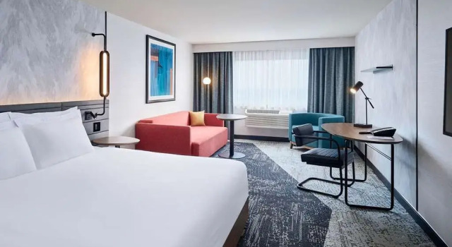 Номер Superior Novotel Toronto Vaughan Centre