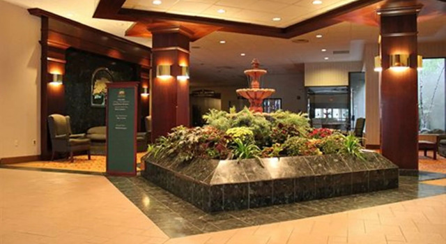 The Avalon Hotel and Conference Center, 预订 酒店 伊利 宾夕法尼亚州