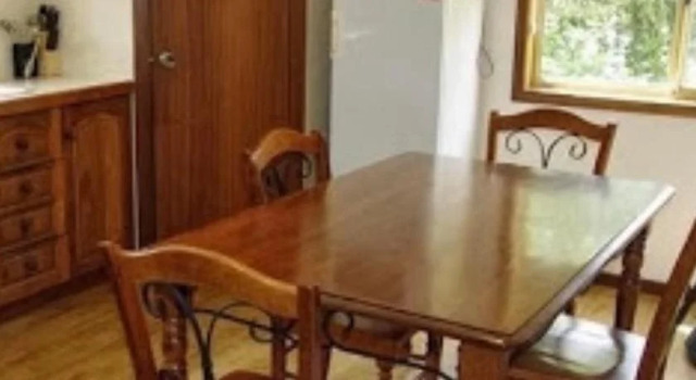 Quince Cottage, Foglalás Nyaraló Donnybrook 