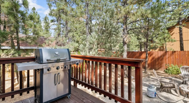 Big Bear Den, Prenota Hotel Big Bear City San Bernardino Mountains