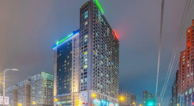 Люкс Superior Holiday Inn Express Anshan Downtown by IHG