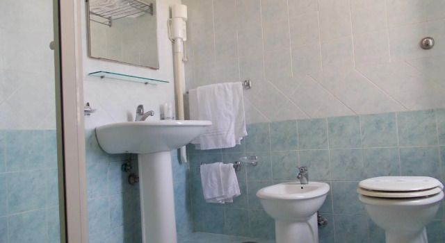 Четырёхместный номер Hotel Garden Napoli