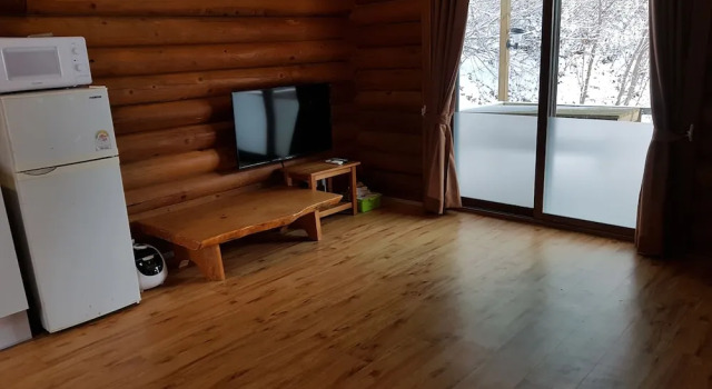Dunnae Nature Forest Lodge House, Boek Hotel Hotels in Gangwon-Do met parkeren, Parkeren