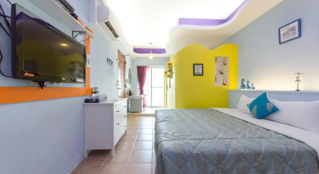 Yellow Submarine, Buchen Sie Hotel Manzhou Altstadt von Hengchun
