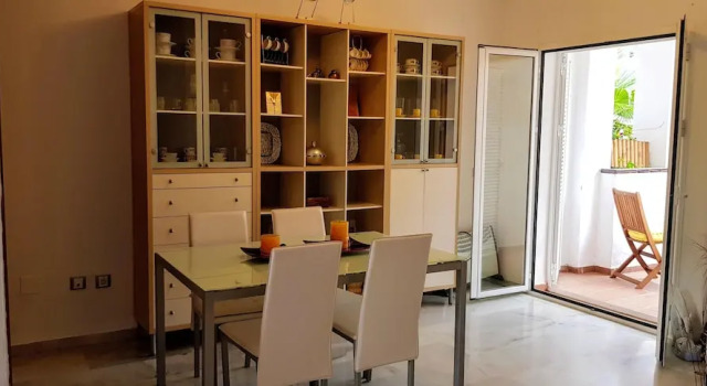 Apartment with One Bedroom in Alhaurín de la Torre, with Wonderful Mountain View, Pool Access And Furnished Balcony - 20 Km From the Beach, Забронировать Апартаменты/квартира Апартаменты провинции Малаги, Апартаменты/квартира